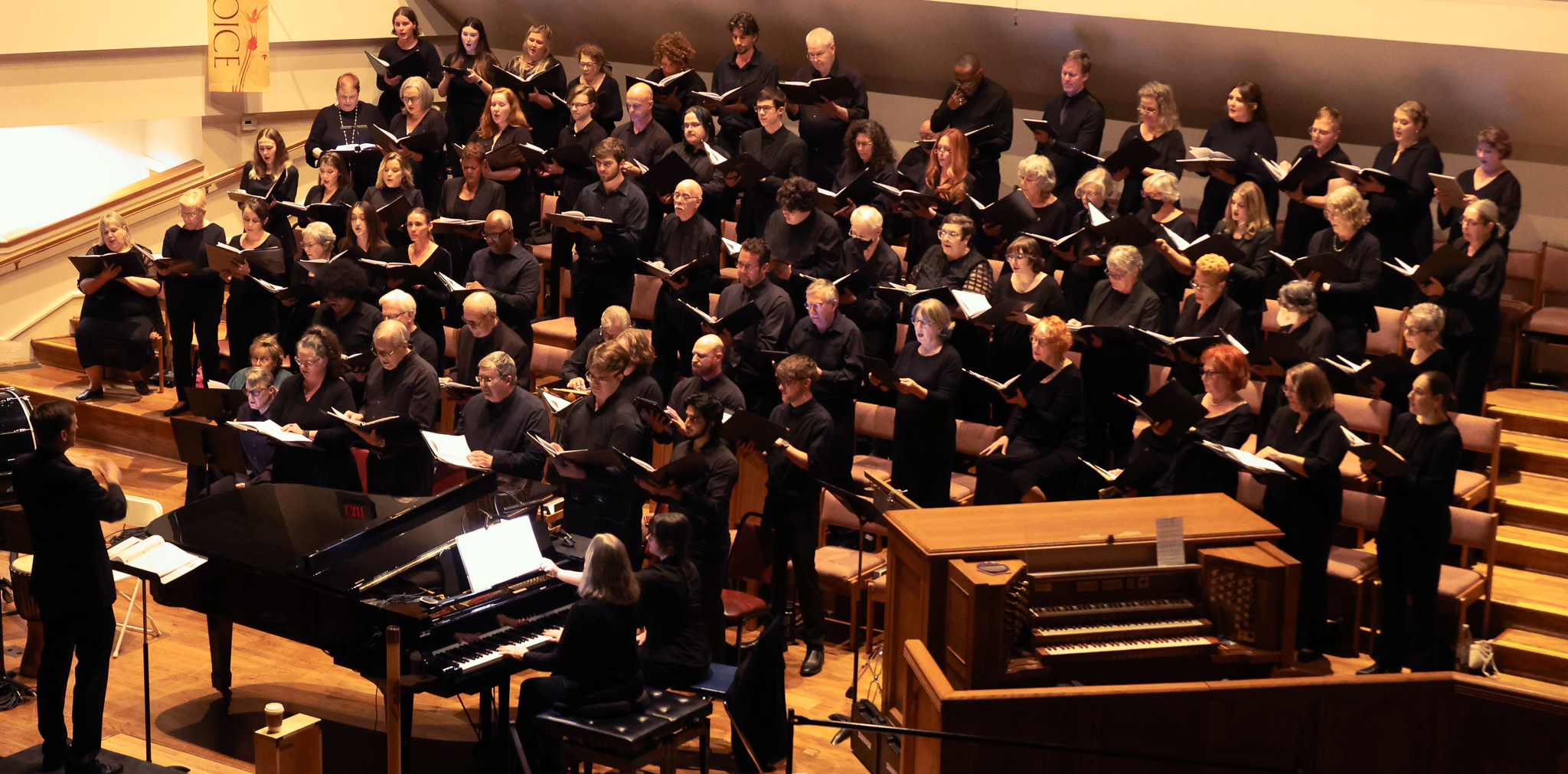 Harmonia Atlanta performing at First United Methodist Church of Tucker